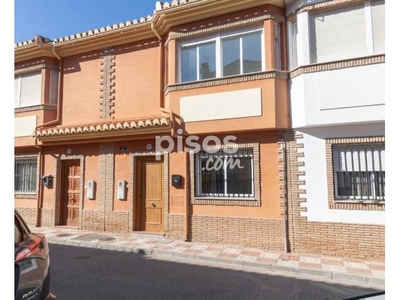 Casa adosada en venta en Calle Becquer en San Antón por 125.000 €