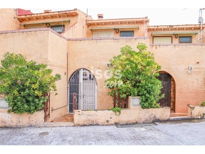 Casa adosada en venta en Carretera de la Estación en Las Atalayas-U.R.M.I.-Cerro-Mar por 78.000 €