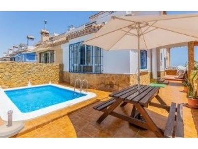 CASA CON BAR EN EL SOLARIUM - VILLAMARTIN