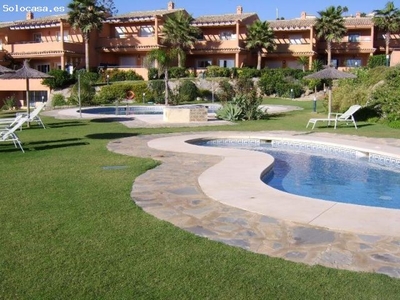 Fabuloso apartamento en venta en primera linea de playa. Estepona