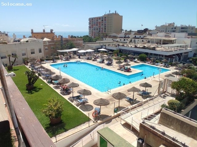 PISO CON VISTAS AL MAR Y A LA PISCINA EN NOGALERA (TORREMOLINOS)