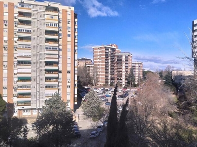 Piso de alquiler en Calle de Sangenjo, La Paz