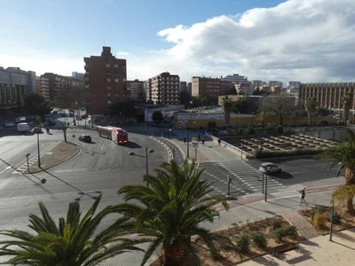 Piso de alquiler en Cortes Valencianas, Barrio de Benicalap
