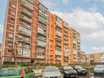 Piso en venta en Avenida del Rey Juan Carlos I, Zarzaquemada