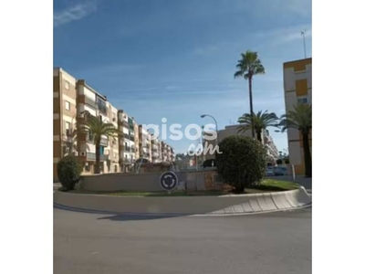 Piso en venta en Calle de Alonso Cano en Arco Norte-La Alquería por 79.900 €