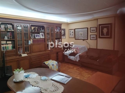 Piso en venta en Calle del Padre Claret en Residencia por 115.000 €