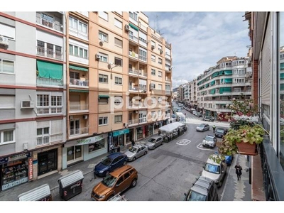 Piso en venta en Calle Emperatriz Eugenia, 15