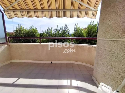 Piso en venta en Junto Les Planes. en Olesa de Montserrat por 190.000 €