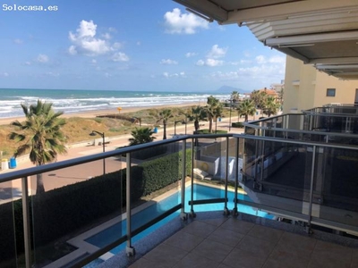 Se vende apartamento en la primera línea de la playa de Guardamar de la Safor