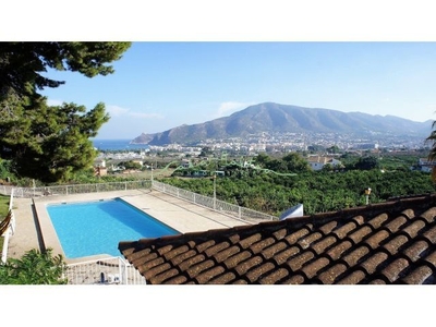 VILLA CON ESPECTACULARES VISTAS A LA BAHIA DE ALTEA Y ALBIR