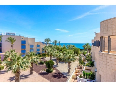 Apartamento en Cabo Roig, residencial en segunda linea de mar