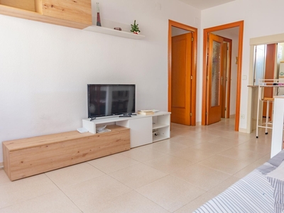 Apartamento en venta. Apartamento de 52m2 en zona del Paseo Jaume I, a tan solo 400m de la playa Llevant, ideal para inversión de alquiler turístico.