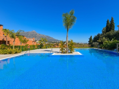 Ático en venta en Los Naranjos, Marbella, Málaga