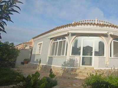 Casa en venta en La Siesta, Torrevieja, Alicante
