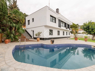 Casa / villa de 332m² en venta en Montemar, Barcelona