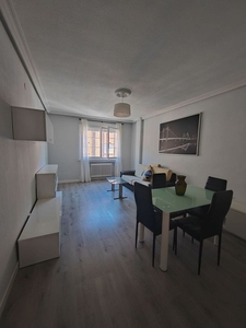 Piso en alquiler en Vidal de 2 habitaciones con terraza y muebles