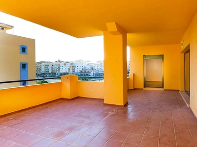 Piso en venta en Nueva Alcántara, Marbella, Málaga