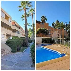 Piso en venta en Pedregalejo de 4 habitaciones con terraza y piscina