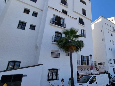 Piso en venta en Puerto Banus, Marbella, Málaga