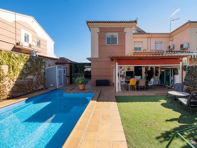 Venta de casa con piscina en Albolote, ALBOLOTE-CORTIJO DEL AIRE