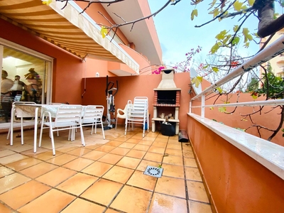 Venta de casa con piscina en El Pinillo-Recinto ferial-Leala-Saltillo (Torremolinos)