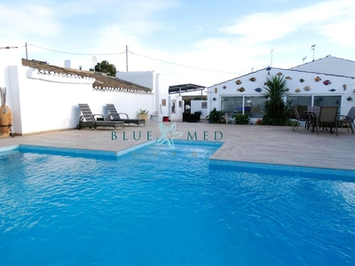 Venta de casa con piscina y terraza en Fuente Álamo de Murcia, CUEVAS DEL REYLLO