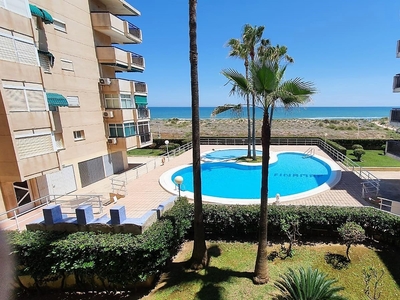 Venta de piso con piscina y terraza en Daimús, Platja de Daimús