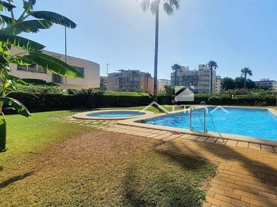 Venta de piso con piscina y terraza en Daimús, Playa