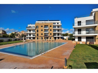 Venta de piso en calle Tamarell de 2 habitaciones con terraza y piscina