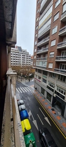 Venta de piso en Centro Ciudad de 5 habitaciones con terraza y garaje