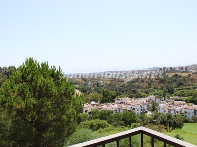 Apartment to rent in Benahavís -