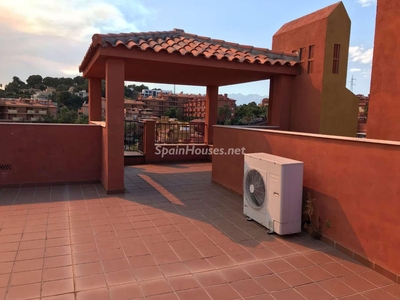 Penthouse apartment to rent in Reserva de Marbella, Marbella -