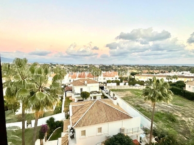 Penthouse flat to rent in Estepona -