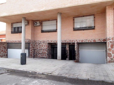 Piso en alquiler en Azucaica - Santa María de Benquerencia de 2 habitaciones con garaje y muebles