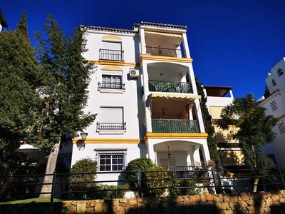 Piso en venta en Estepona de 104 m²