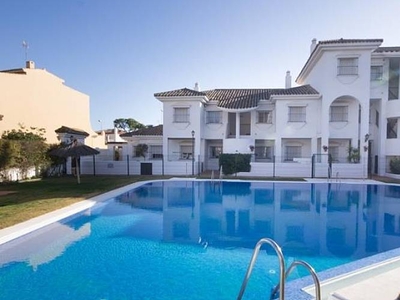 Terrace and pool, 300 mts from the beach.