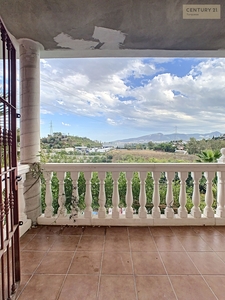 Venta de finca con casa de 3 dormitorios, 3 baños en Cártama Valle de Guadalhorce (Málaga) Venta Cártama