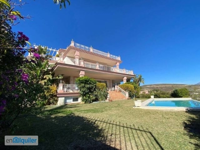 Alquiler casa amueblada Punta plata