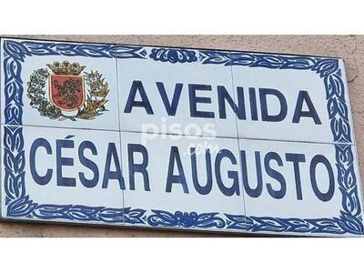 Apartamento en alquiler en Avenida de César Augusto, 5, cerca de Calle de José Luis Albareda