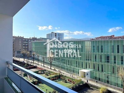 Apartamento en venta en Calle Juan de Urbieta