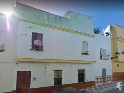 Chalet adosado en venta en Calle Cordoba, Planta Baj, 14510, Moriles (Córdoba)