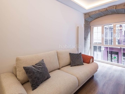 Piso precioso piso exterior recién reformado, completamente amueblado en Madrid