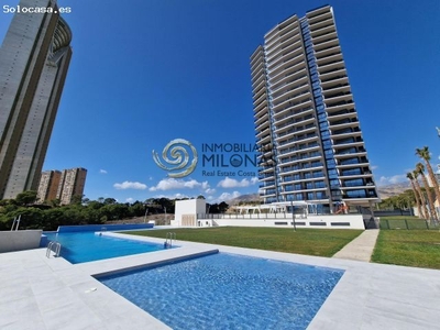 Exclusivo apartamento nuevo con gran terraza con vistas al mar a 2 minutos de la Playa de Poniente