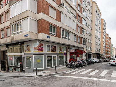 Piso en venta en Calle Guevara, Centro - Ayuntamiento