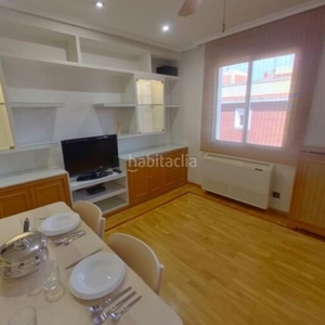 Alquiler apartamento bonito apartamento de 3 habitaciones en Madrid
