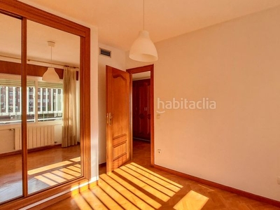 Alquiler apartamento con ascensor y calefacción en Madrid