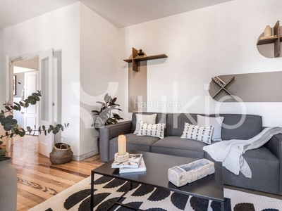 Alquiler apartamento de 3 dormitorios en ríos rosas en Madrid