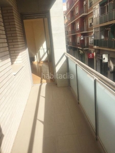 Alquiler apartamento en el centro con terraza, parquing y trastero en Lleida