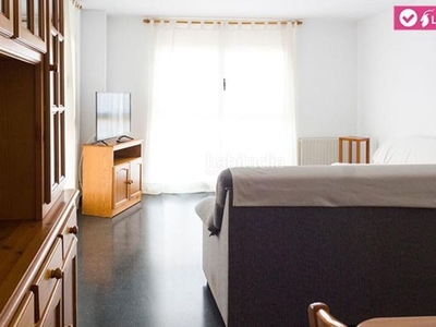 Alquiler apartamento en serpis 68 en Ciutat Jardí Valencia