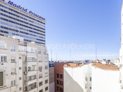 Alquiler apartamento sin amueblar en calle princesa en Madrid